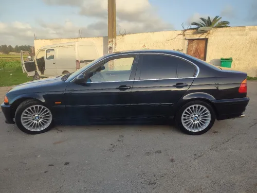 BMW Série 3 2000 Modern