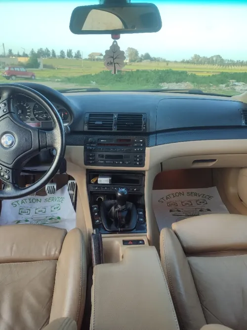 BMW Série 3 2000 Modern