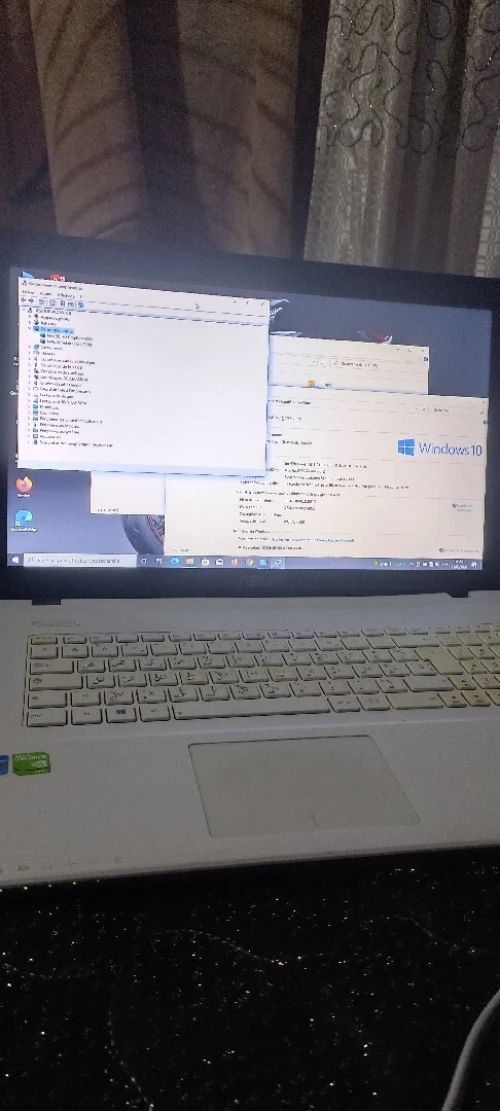 كمبيوتر محمول نوع Asus