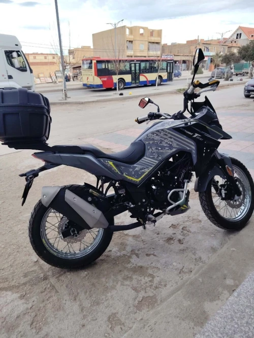 Sym Nh t200 2025