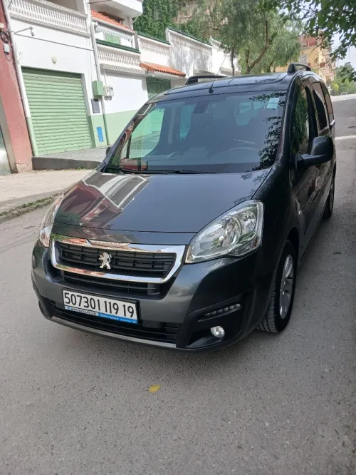 Peugeot Partner 2019 Tepee Allure 