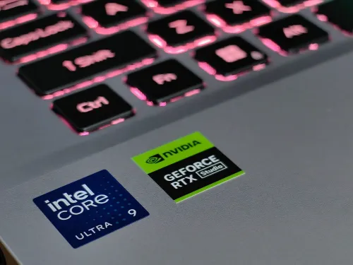 Acer Predator triton néo 16