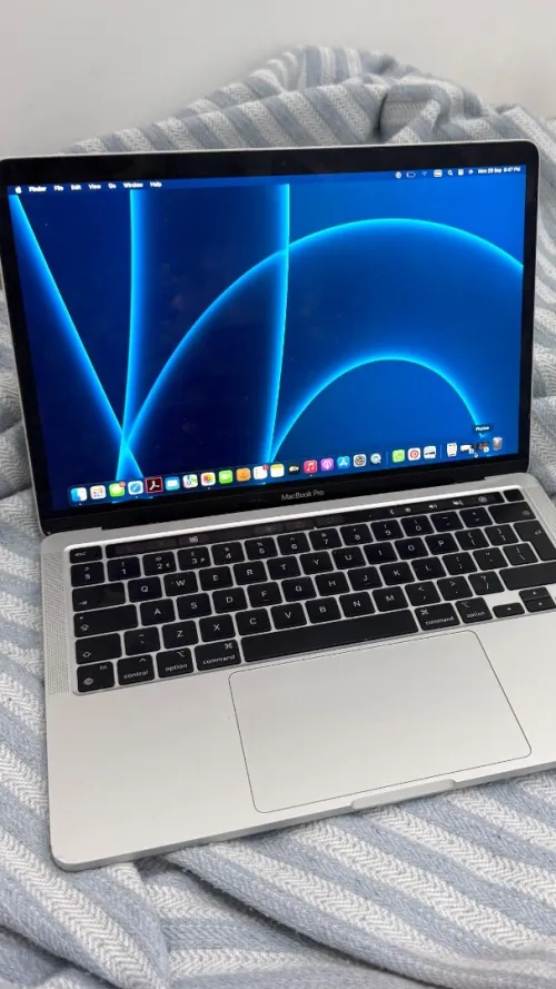 Macbook pro 2022