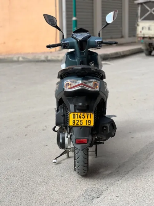 Sym St 200 2025