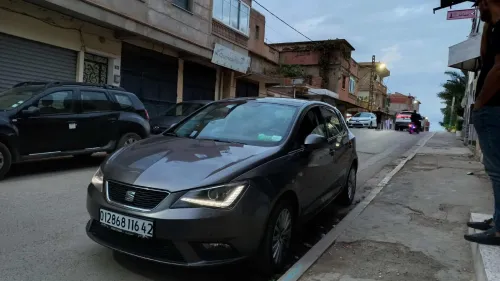 Seat Ibiza 2016 Fully +Toit ouvrant