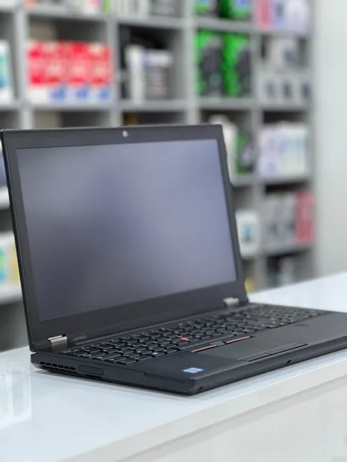 Lenovo thinkpad p50