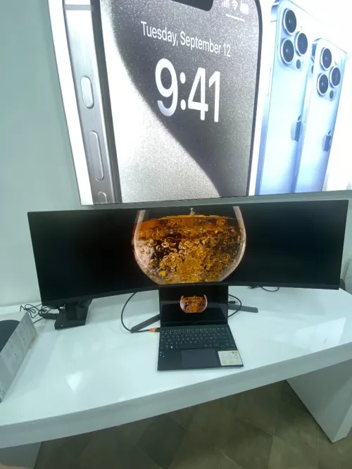 Samsung Odyssey CRG9 2k Ultrawide 120HZ