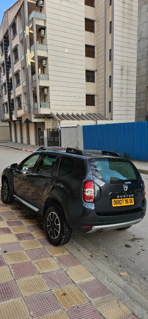 Dacia Duster 2016 Laureate