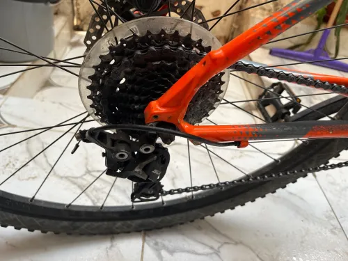VELO CANNONDALE 29 POUCE TAILLE M SHIMANO DEORE SLX