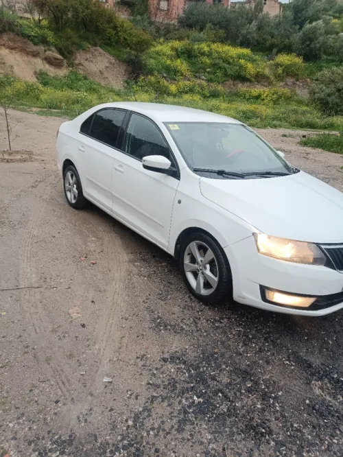 Skoda Rapid 2013 Rapid