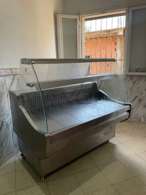 Présentoir frigorifique 1m50