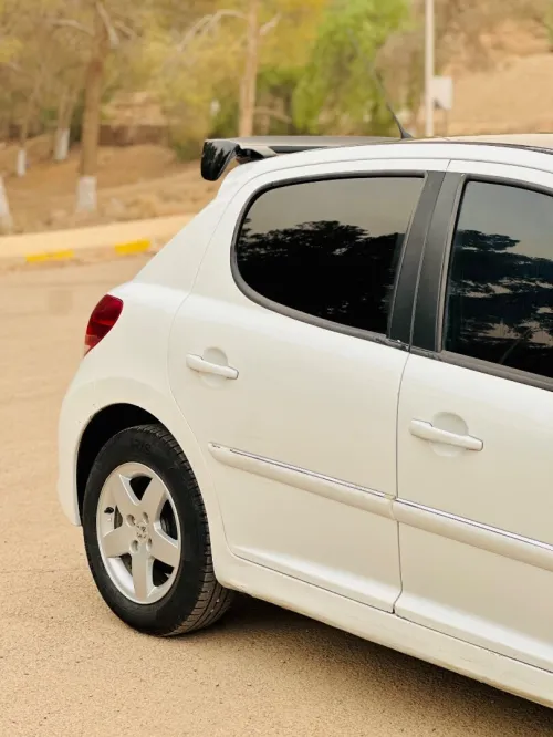 Peugeot 207 2013 207