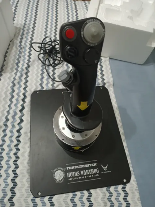 Thrust master hotas whartog