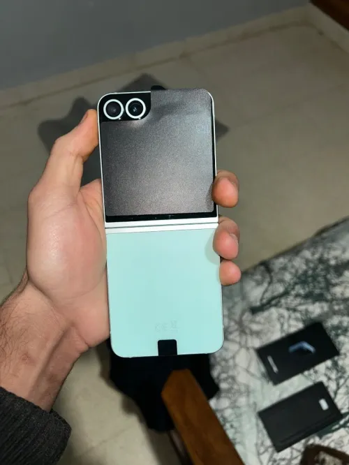 Samsung Galaxy z flip 6
