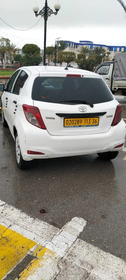 Toyota Yaris 2013 