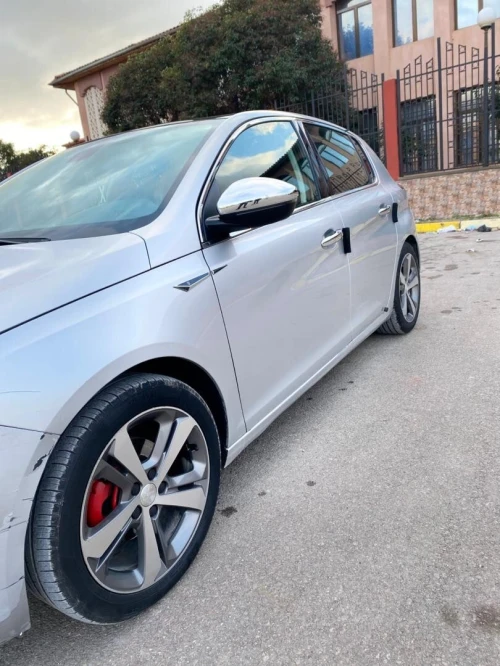 Peugeot 308 T9 2015 Allure