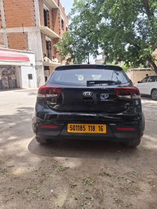 Kia Rio 5 portes 2018 Pop Facelift 