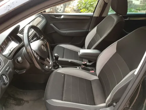 Skoda Rapid 2019 Ambition