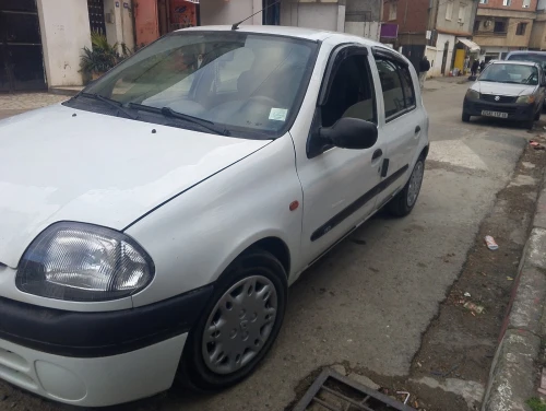 Renault Clio 2 1999 Extreme