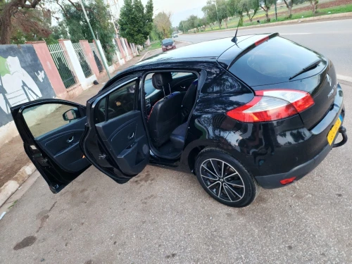 Renault Megane 3 2013 New play