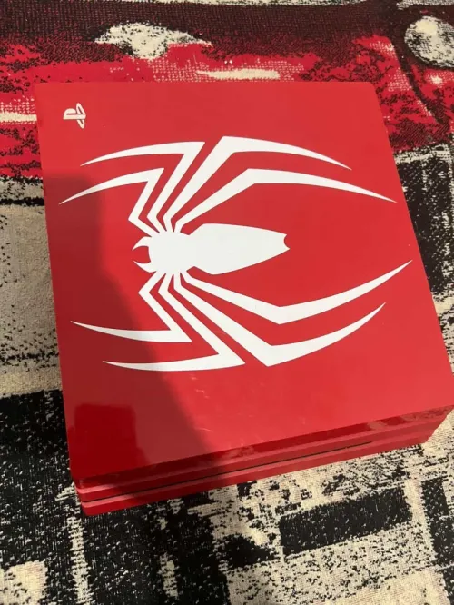 Ps4 pro Ed spider man 1T