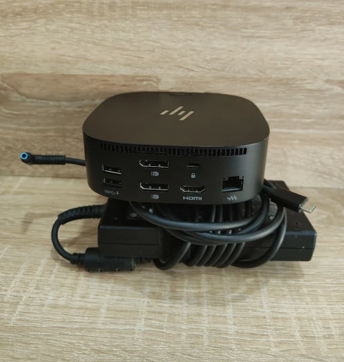 HP Docking Station G5 Avec Chargeur Fiche Bleu Prix: 15 000 DA