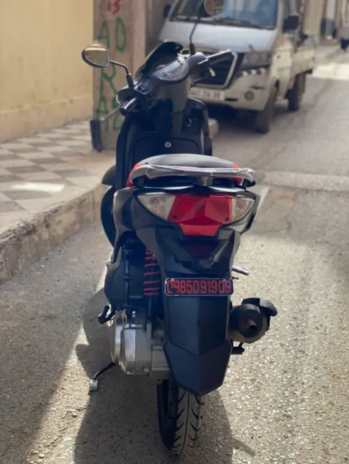 Sim Sr 2019