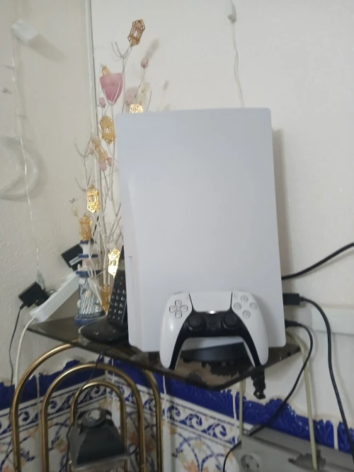 Ps5 fat standard makhadamch bzf fih fc26 w psn+ 3 mois