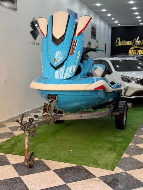 Jet ski