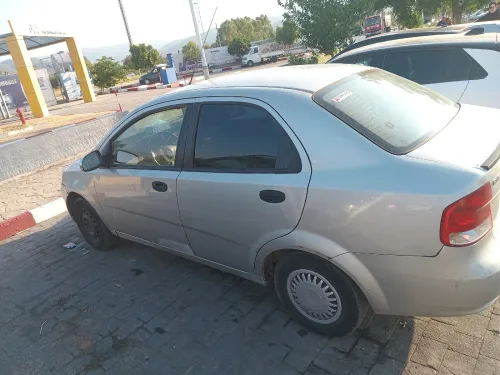 Chevrolet Aveo 4 portes 2005 LT