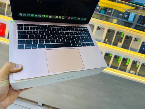 MacBook Air 2018 rose gold