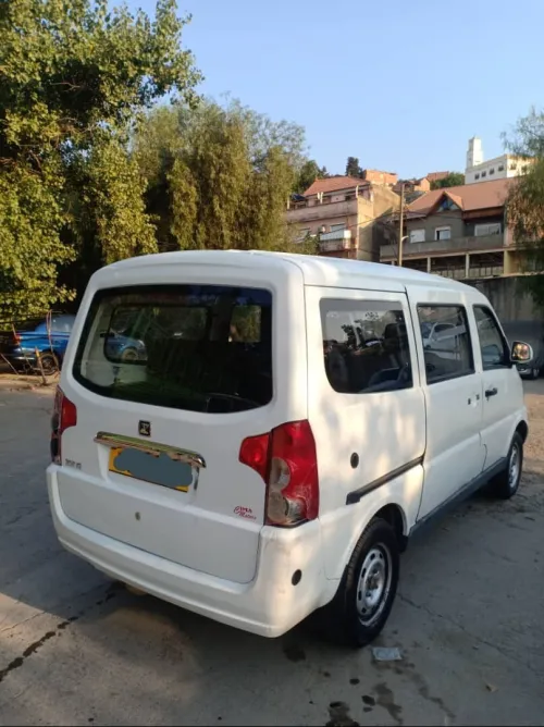 Zotye Z10 2012