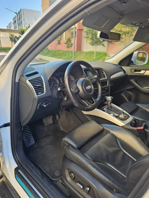 Audi Q5 2015 Off Road