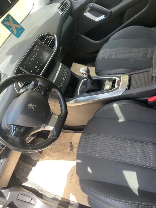 Peugeot 208 2022 GT Line