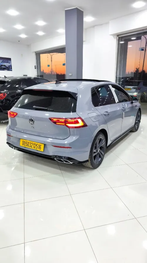 Volkswagen Golf 8 2025 Pro R-line