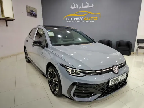 Volkswagen Golf 8 2025 R-Line