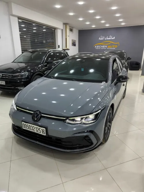 Volkswagen Golf 8 2025 Pro R-line