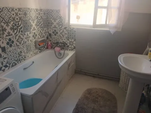 Location Appartement Niveau de villa F5 Alger Hraoua