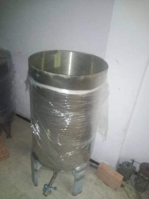 Cuve inox 3 mélangeurs صهريج خلاط اينوكس