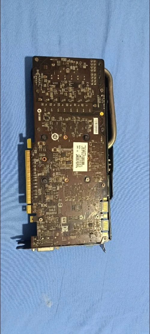 Carte graphique GeForce MSI GTX 770 2gb