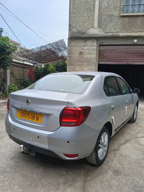 Renault Symbol 2018 MILADI (Extrême)