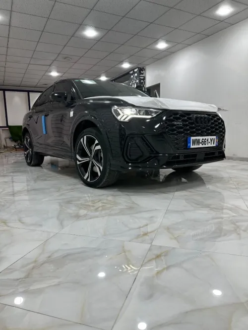 Audi Q3 2022 Édition black