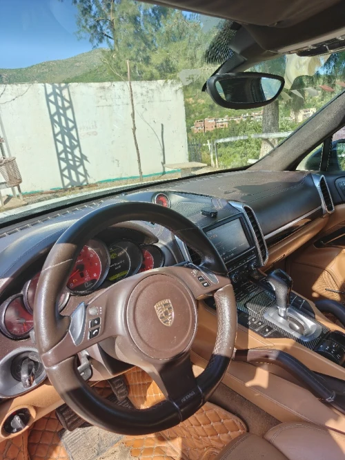 Porsche Cayenne 2012 Cayenne
