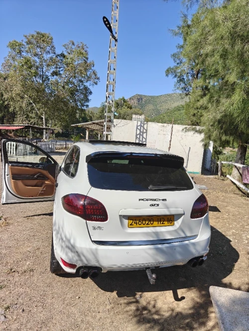 Porsche Cayenne 2012 Cayenne