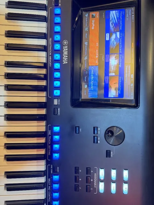 Yamaha genos