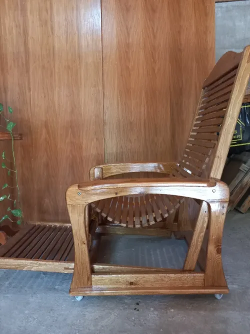 Chaise longue extensible en bois rouge 