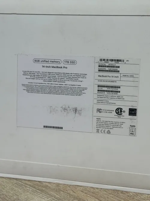 MacBook Pro M3 1Tb