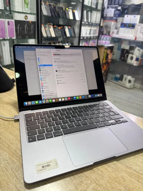 MacBook Air m3 