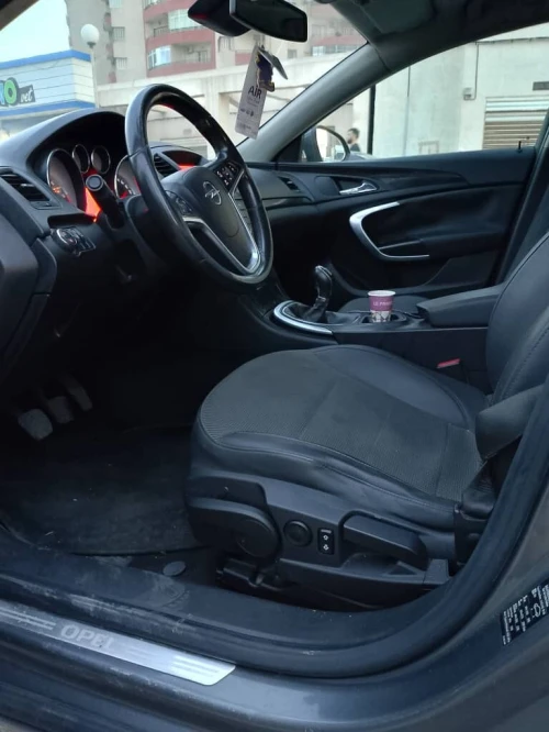 Opel Insignia 2010 