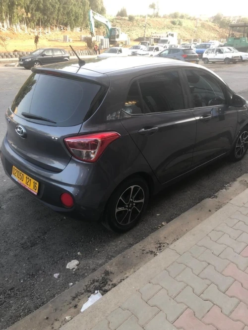 Hyundai Grand i10 2021 